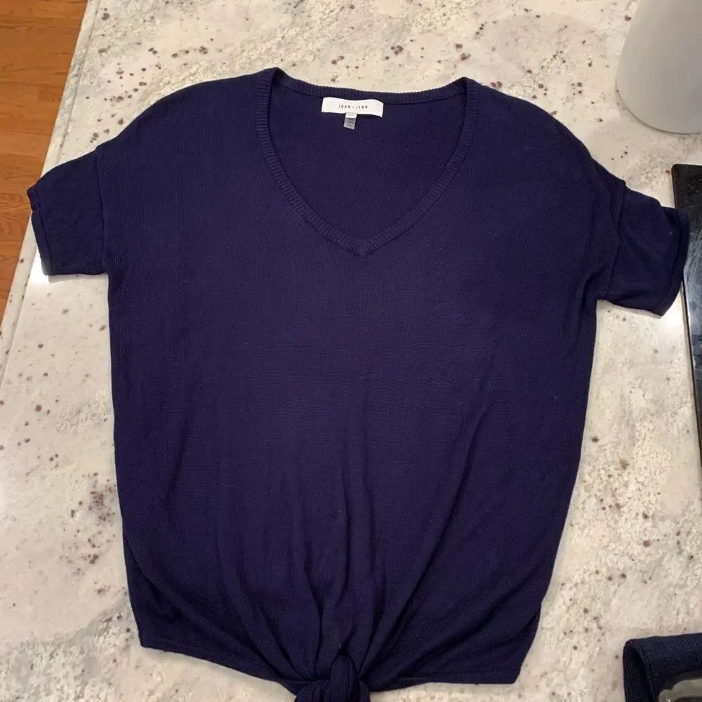 John & Jenn Anthro Navy Tie Front Sweater sz XS